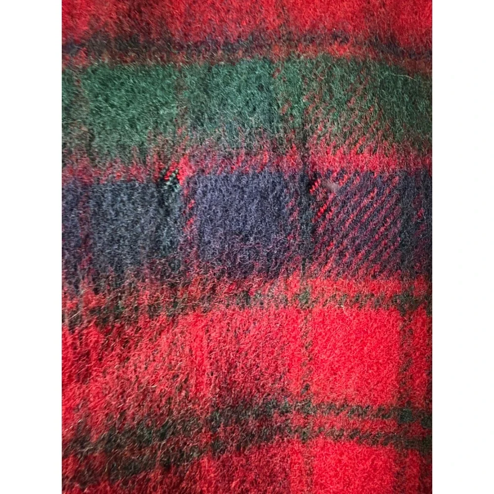 Highlander Lochcarron Scarf Unisex OS Red Green Plaid Lambswool Scotland